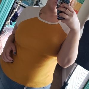 Contrast ribbed tshirt